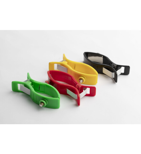 Electrosurgical clip for ECG chlid