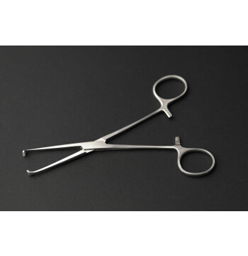 Stainless tissue scissors 20